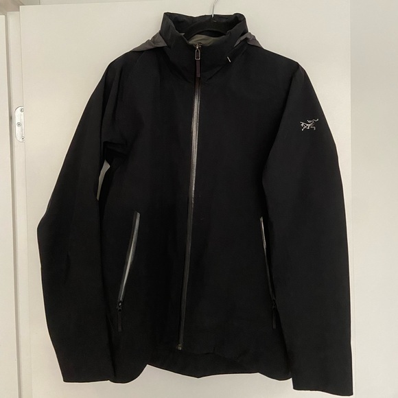 Arc’teryx A2B Commuter Shell Jacket - Picture 1 of 7